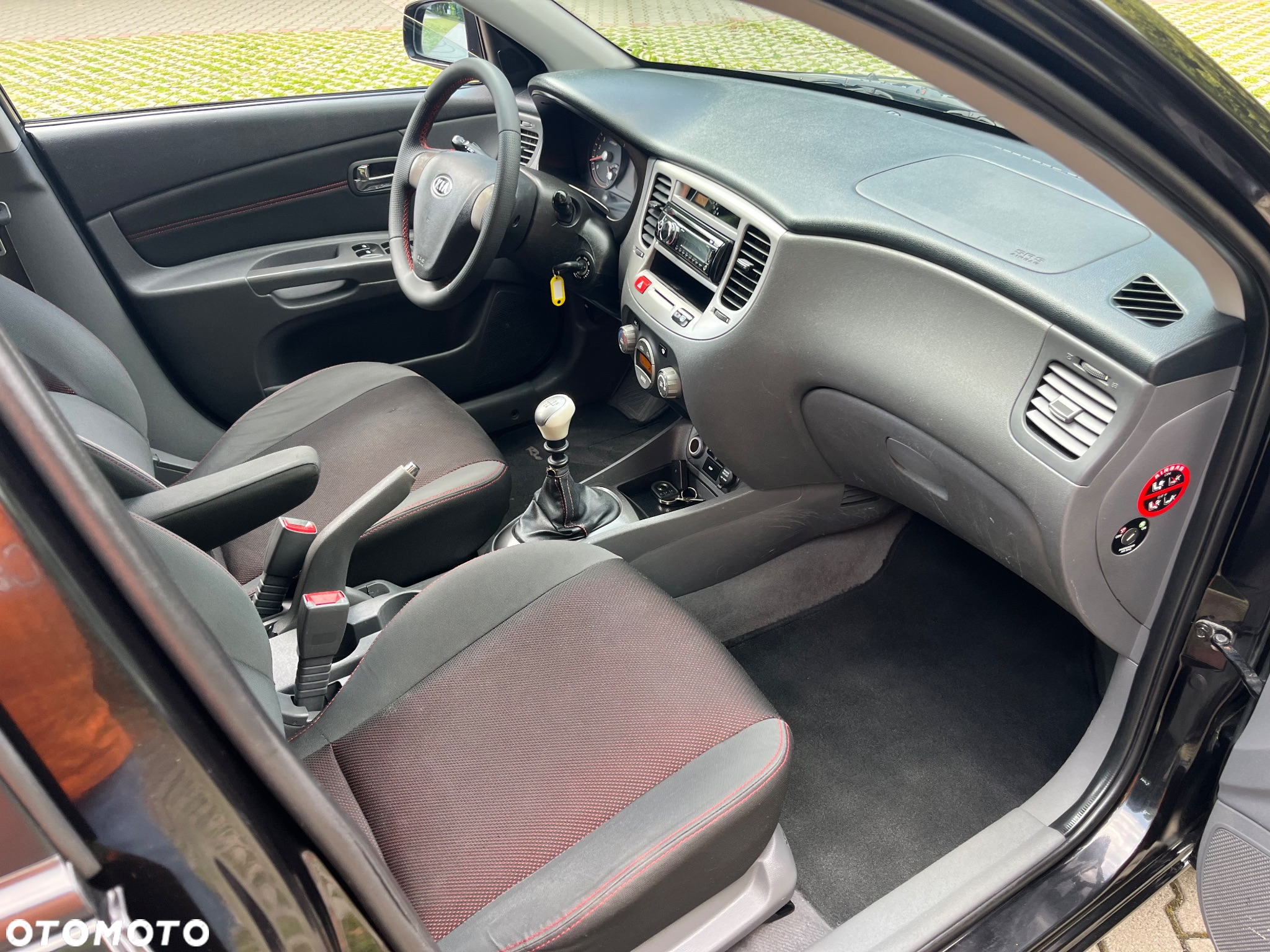 Kia Rio - 17