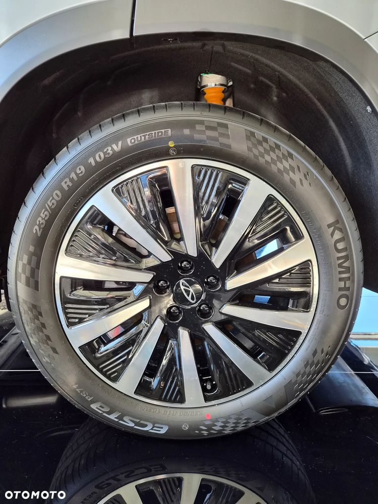 Chery Tiggo 8 1.5 T-GDI Super Hybrid Prestige DCT - 12