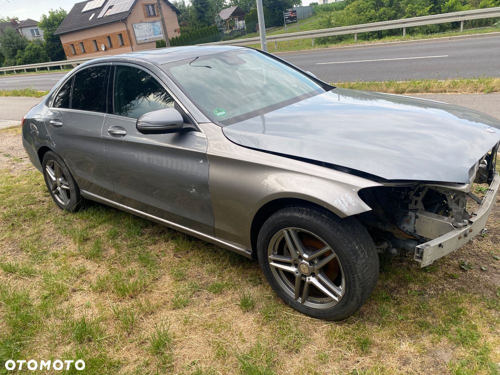 Mercedes-Benz Klasa C 180 7G-TRONIC Exclusive - 3