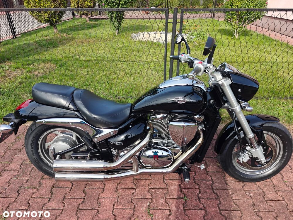 Suzuki Intruder - 2