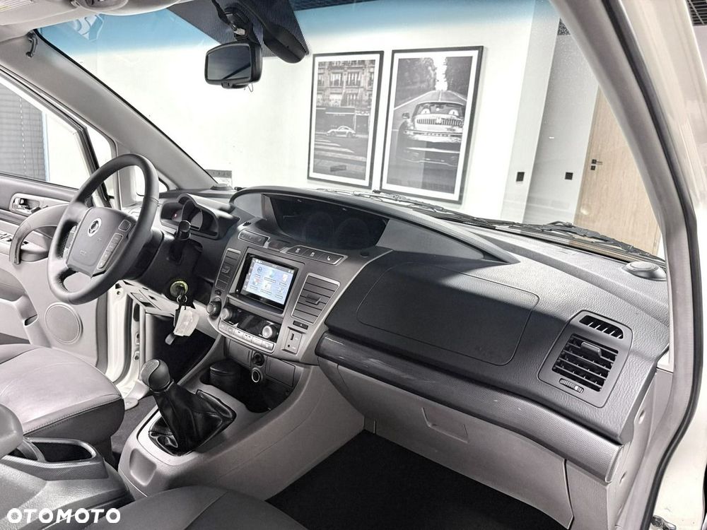 SsangYong/KGM Rodius 2.0 e-XDi200 Sapphire - 38