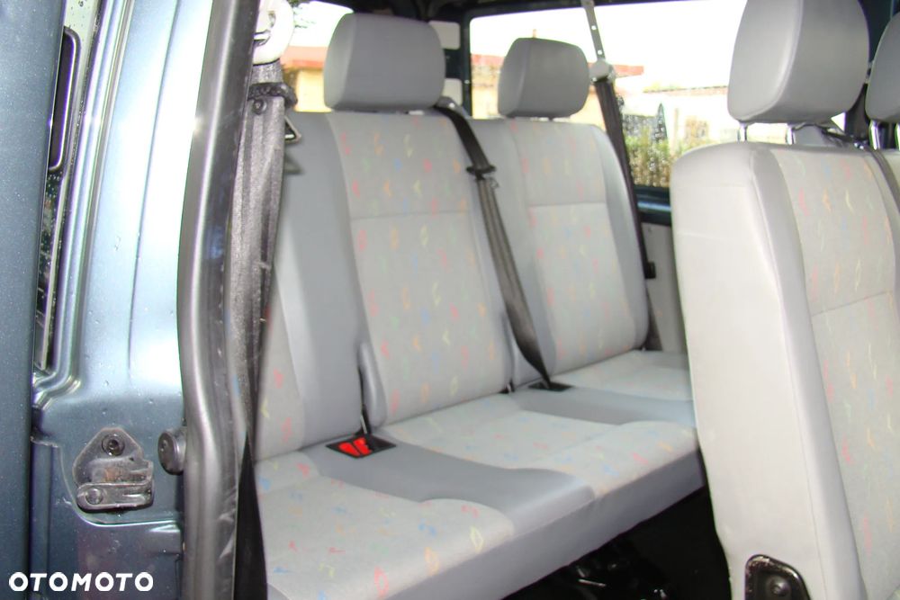 Volkswagen Transporter Caravelle Lang Comfortline - 12