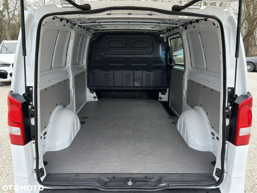 Mercedes-Benz Vito - 12