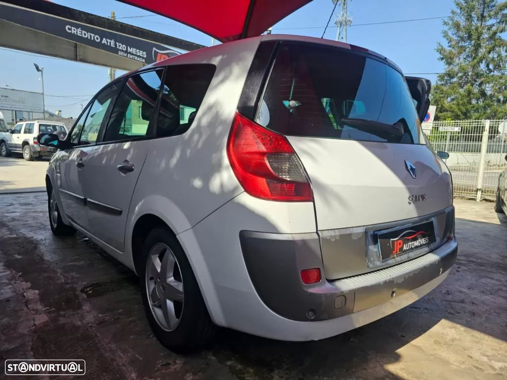 Renault Grand Scénic 1.5 dCi Pack Clim 7L. - 11