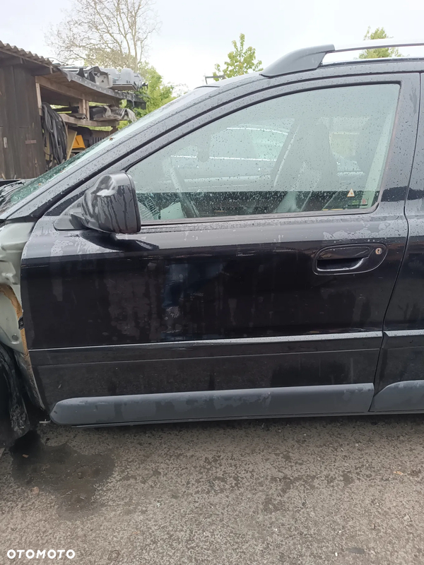Drzwi Volvo XC70 Do założenia w kolor Lakier 452-26 KLAPA BŁOTNIK SZYBA
