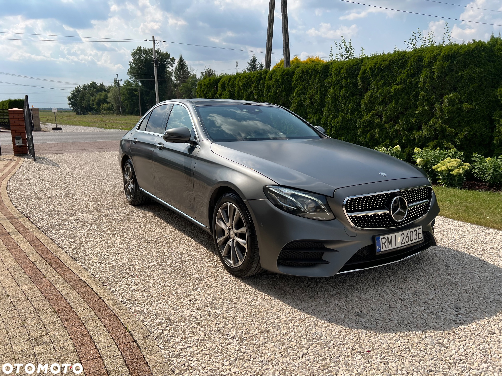 Mercedes-Benz Klasa E - 9
