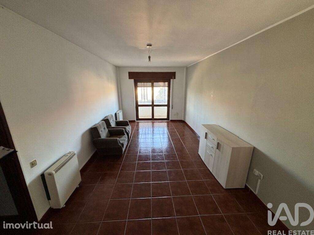 Apartamento T2 em Mogadouro, Valverde, Vale de Porco e Vilar de Rei de - Grande imagem: 4/19