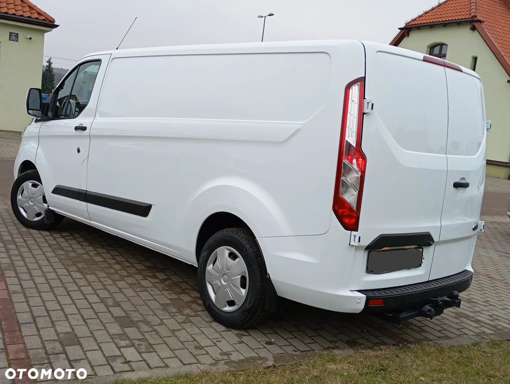 Ford Transit Custom L2H1 Long - 23