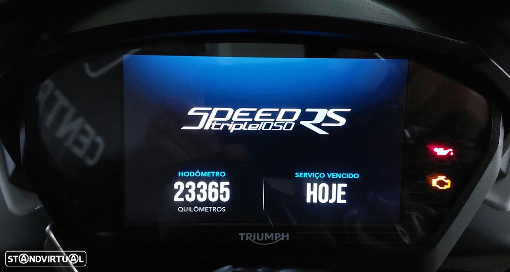 Triumph Speed Triple 1050 RS - 7