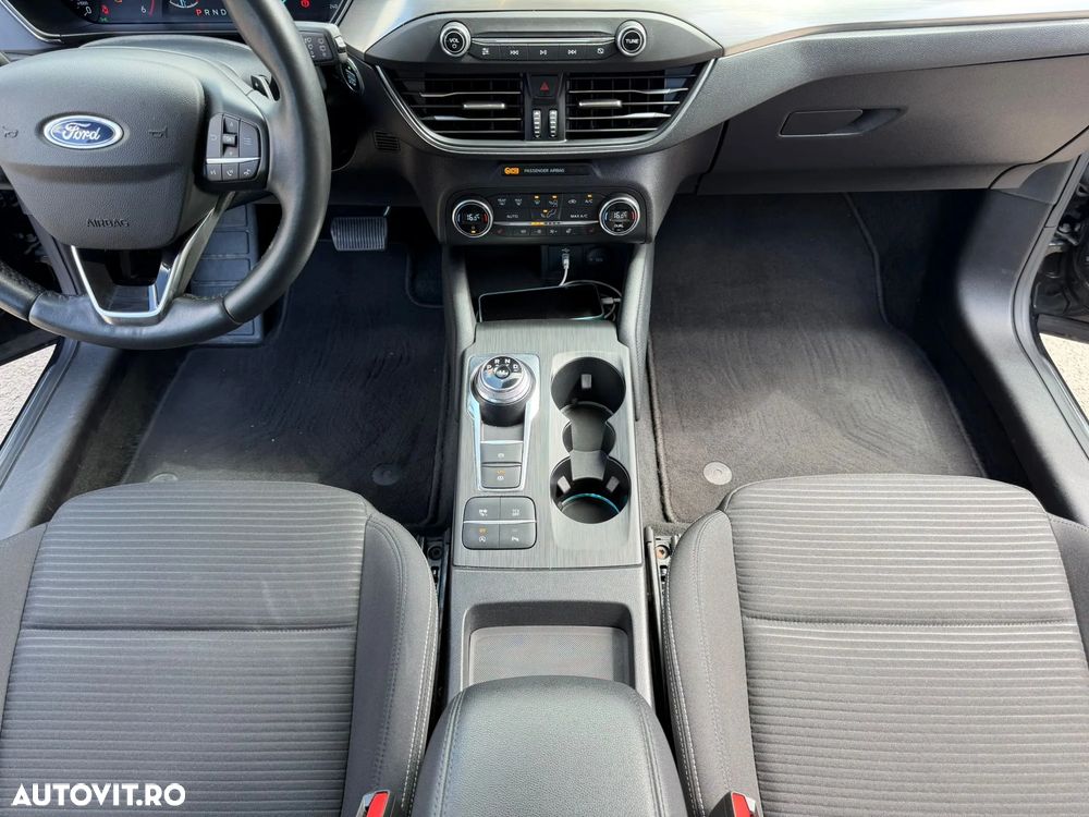 Ford Focus 1.5 EcoBlue Start-Stopp-System Aut. TITANIUM - 14