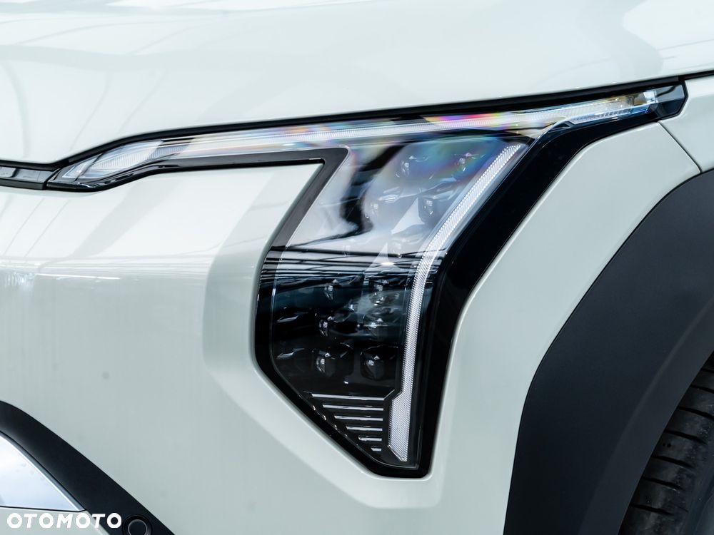 Kia EV3 81.4kWh Business Line - 13