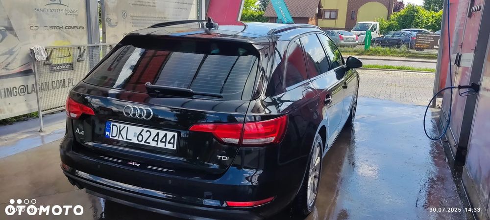 Audi A4 - 4