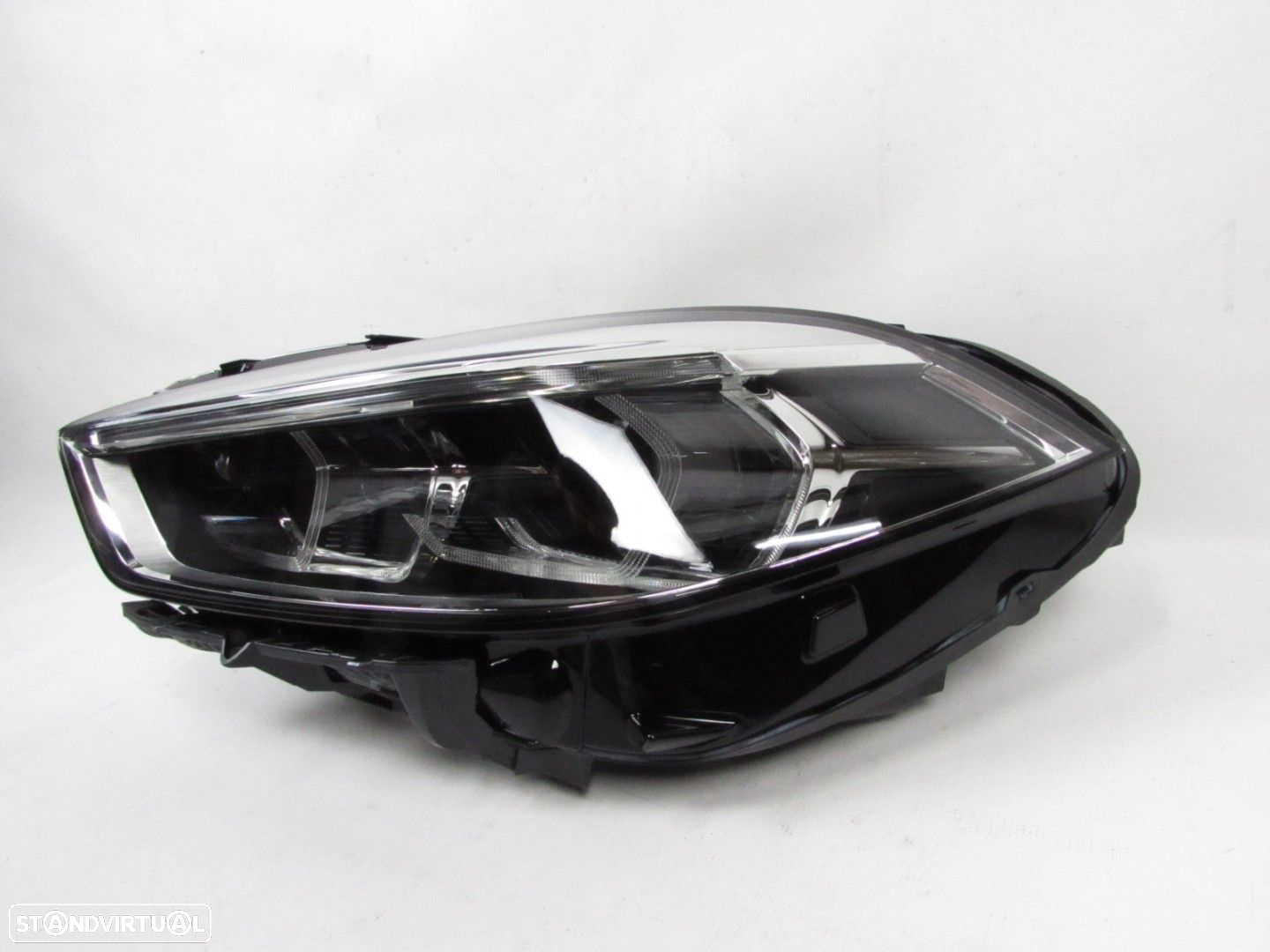Farol LED ADAPTATIVO AHL Esquerdo Usado / Original BMW 1 (F40) 63119448099 - 2