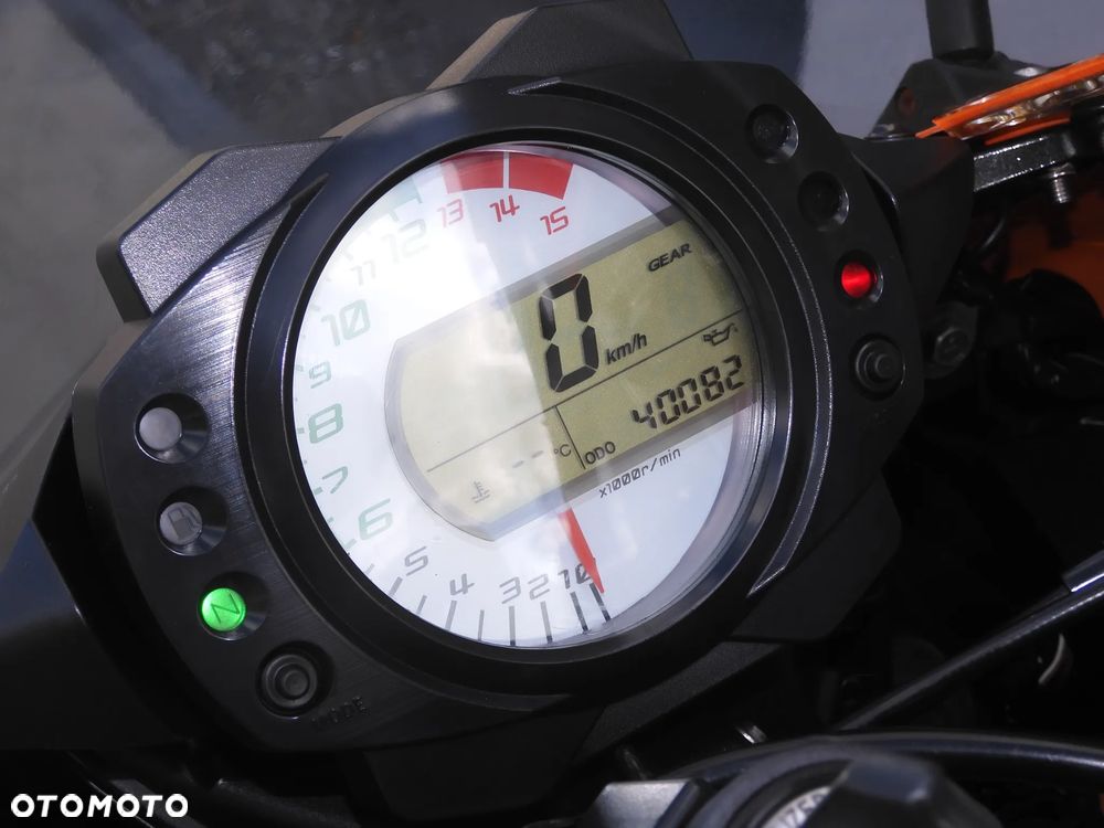 Kawasaki Ninja - 28
