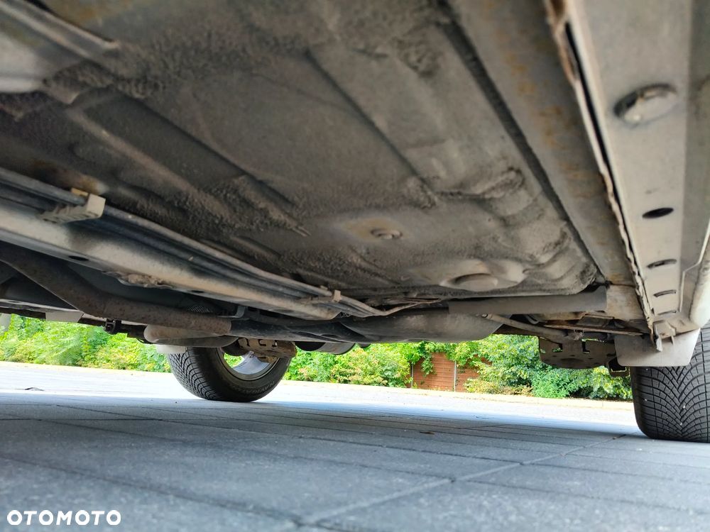 Toyota Yaris 1.4 D-4D Luna A/C - 40