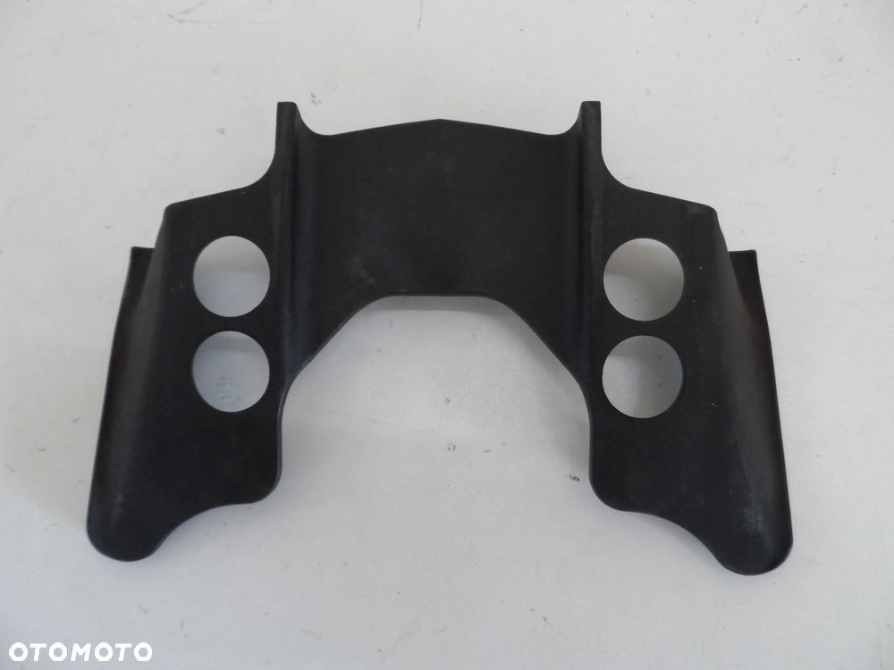 SUZUKI DL 650 zaślepka plastikowa - 1