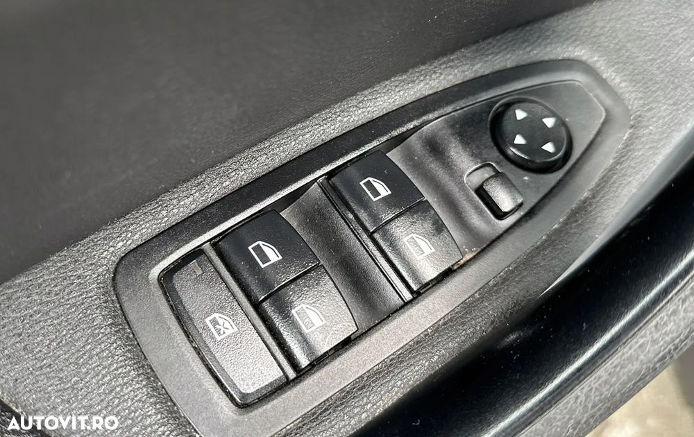 BMW X1 - 36