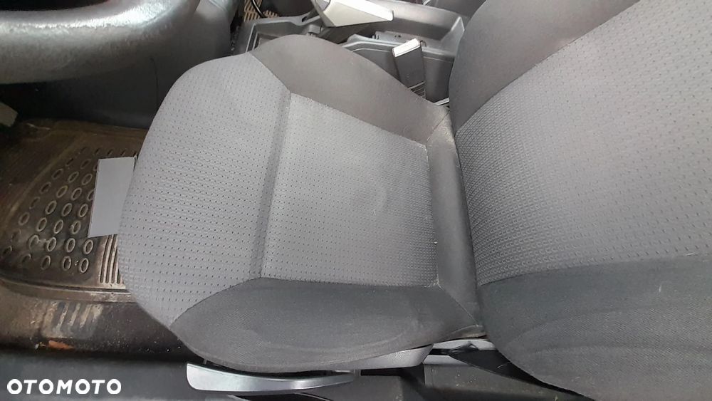 OPEL ZAFIRA B II FOTEL LEWY KIEROWCY PRAWY PASAŻERA PRZÓD PRZEDNI nr. 94/3 - 2