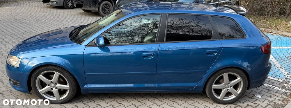 Audi A3 Sportback 2.0 TDI Ambition - 4