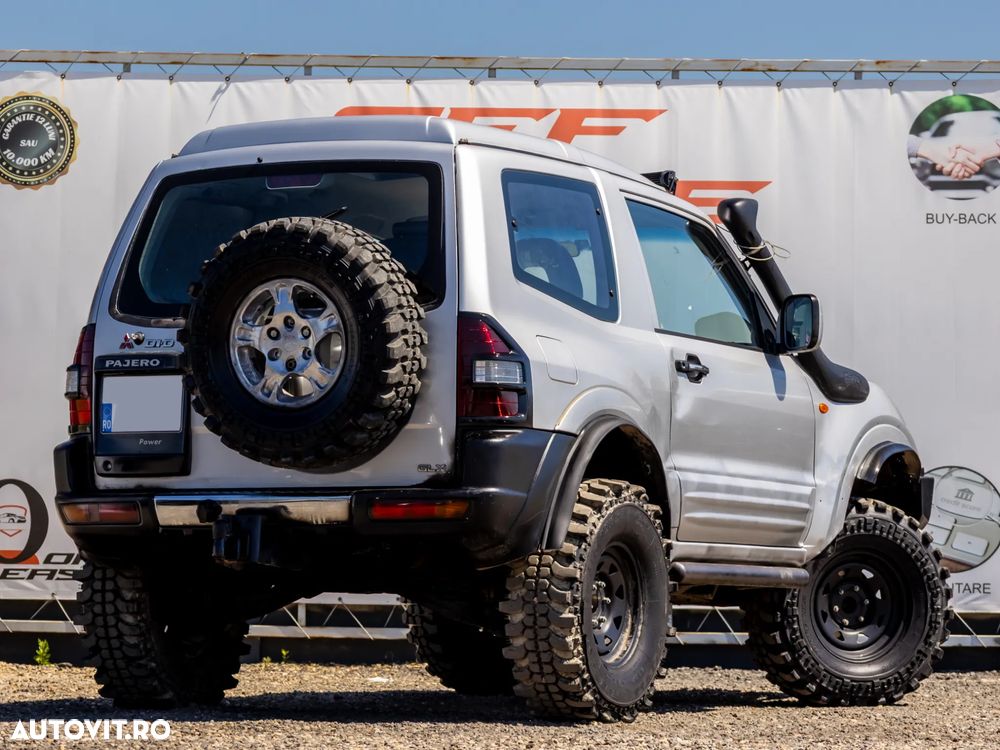 Mitsubishi Pajero SWB 3.2 DI-D GLS A/T, Piele - 4