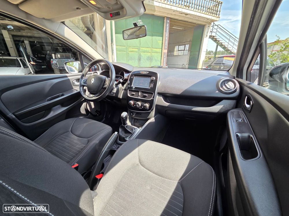 Renault Clio Sport Tourer 0.9 TCe Limited Edition - 10