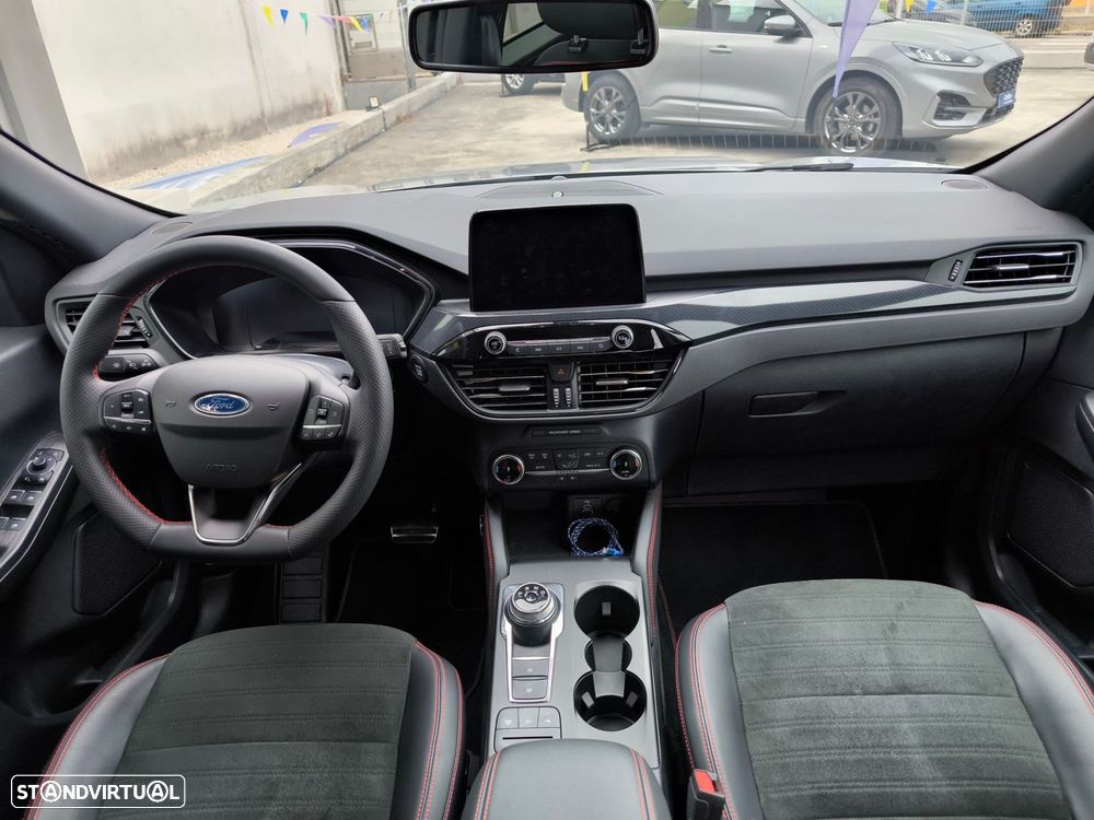 Ford Kuga 2.5 PHEV ST-Line X - 22