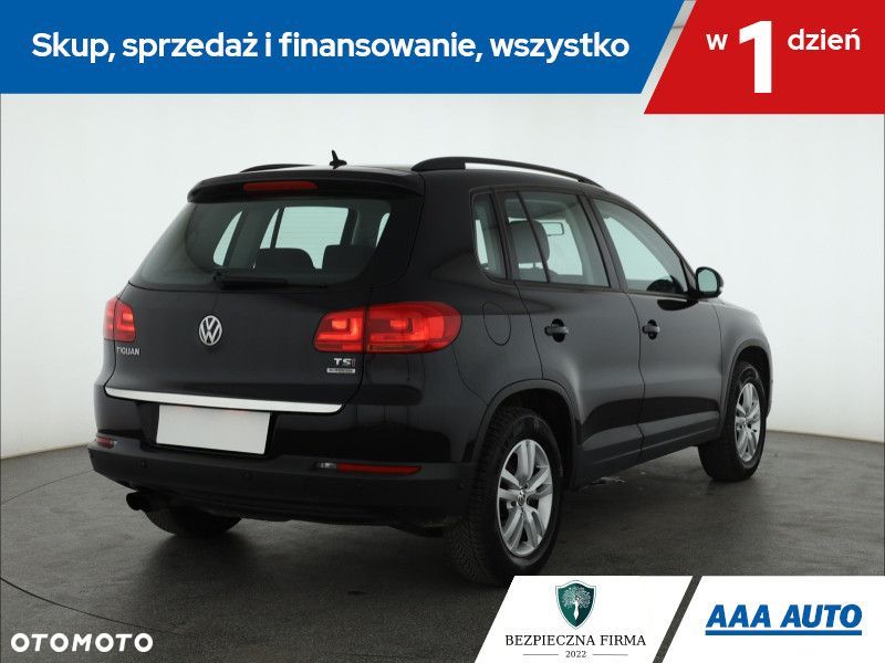 Volkswagen Tiguan - 7