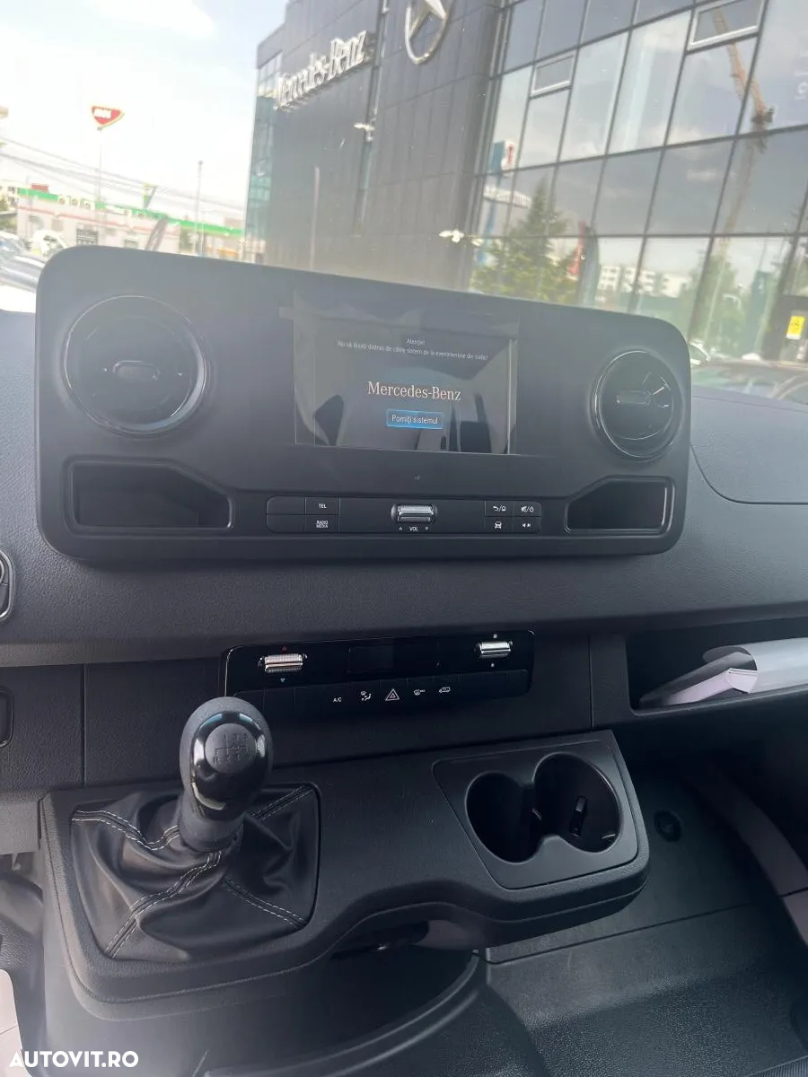 Mercedes-Benz Sprinter 517 CDI - 11