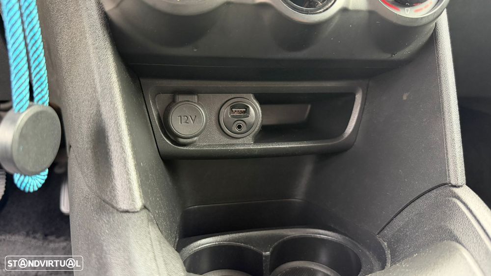 Peugeot 208 1.2 PureTech Style - 34