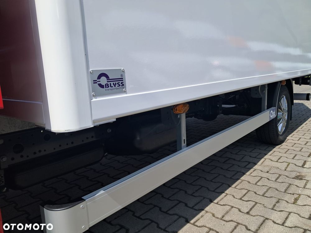 Iveco Daily 35S18HA8 Kontener z windą - 24