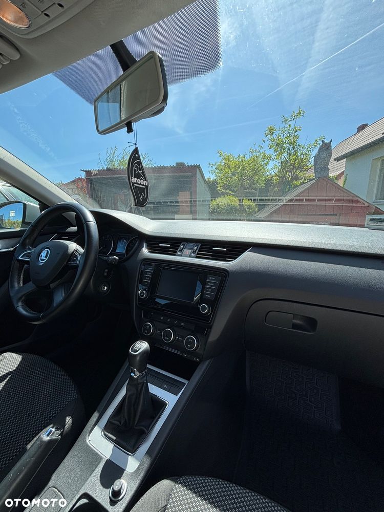 Skoda Octavia 1.4 TSI Ambition - 30