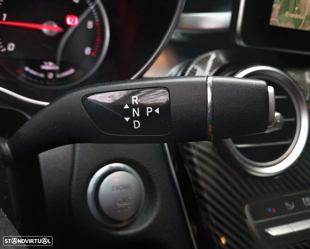 Mercedes-Benz C 300 h AMG Line - 26