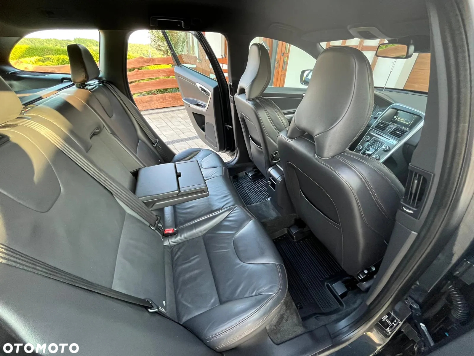 Volvo XC 60 D3 Geartronic Summum - 18