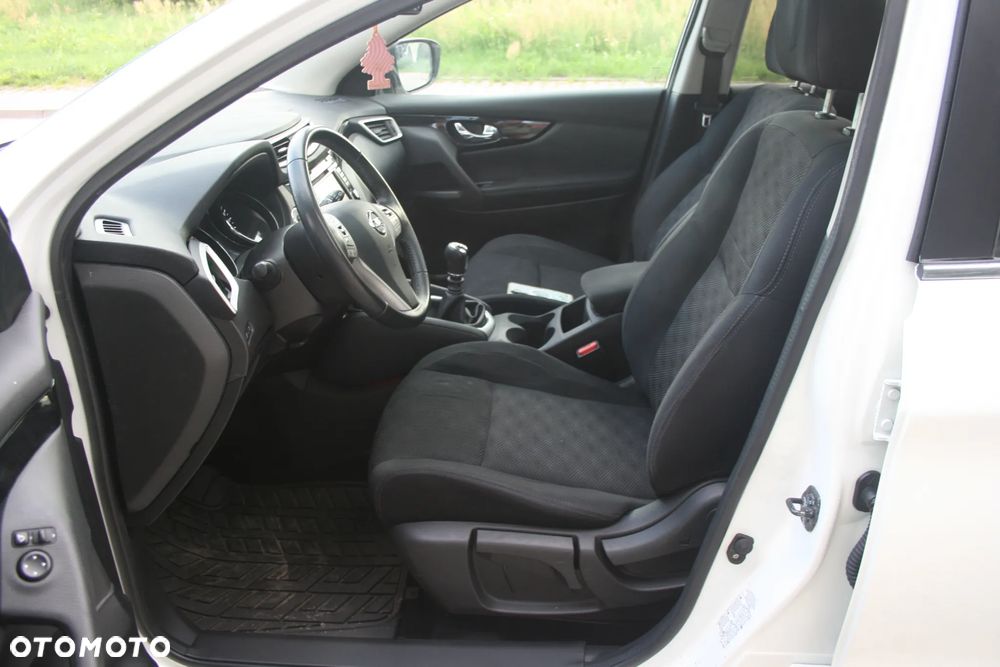 Nissan Qashqai 1.2 DIG-T Tekna EU6 - 11