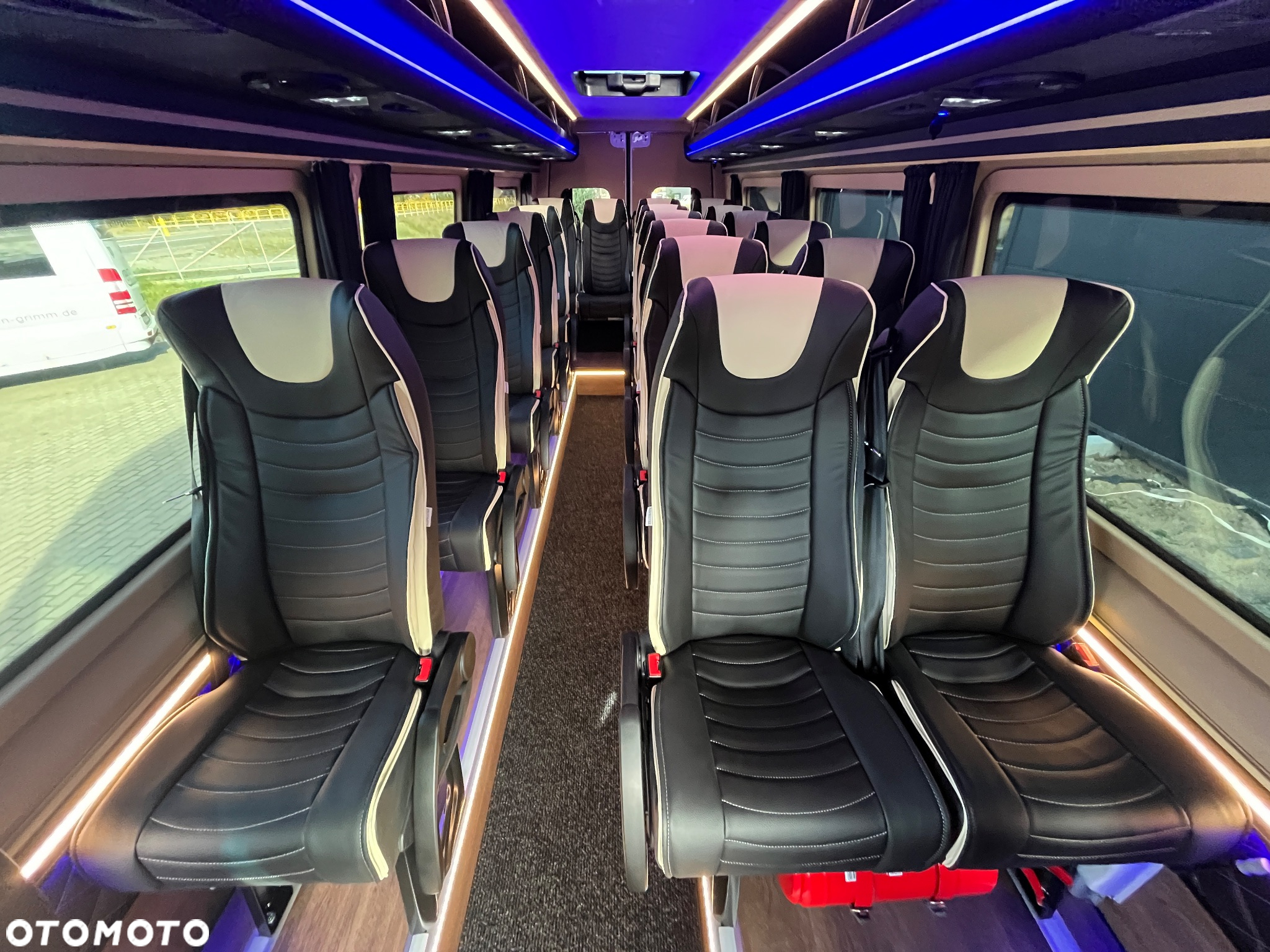 Mercedes-Benz Sprinter 519 - 14