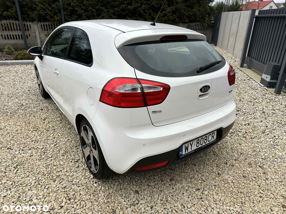 Kia Rio 1.4 Business Line - 3