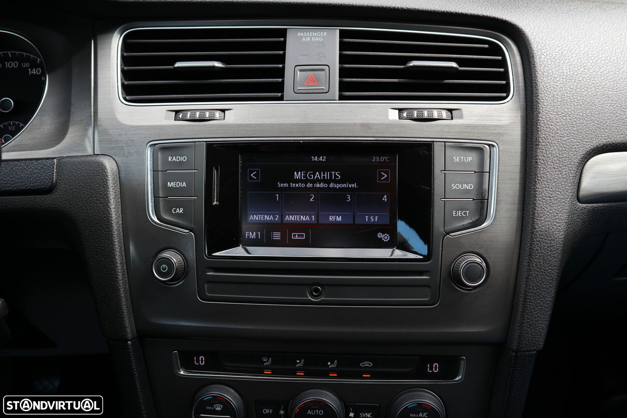 VW Golf - 37
