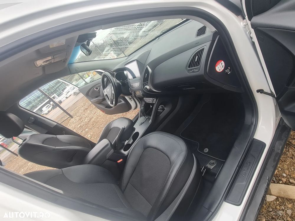 Hyundai ix35 2.0 CRDI 4WD Automatik Style - 28