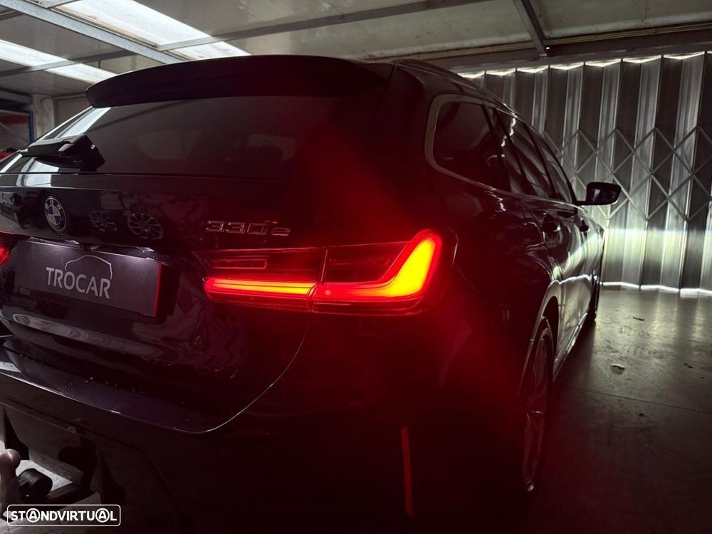BMW 330 e Touring Pack M Auto - 13