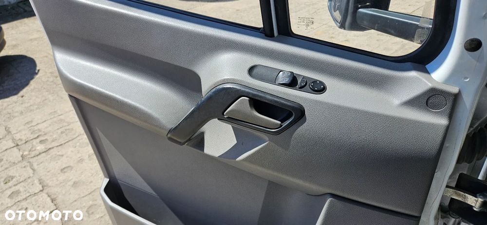 Mercedes-Benz SPRINTER - 15