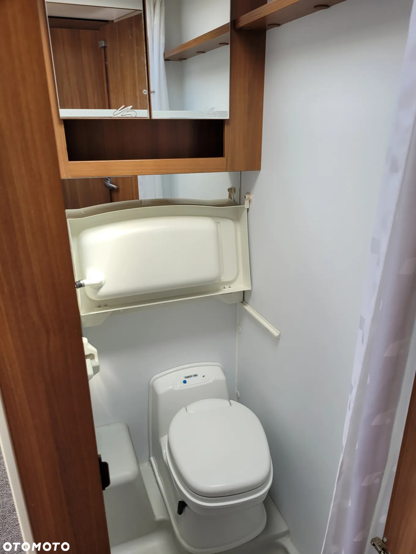 Adria 462 - 11