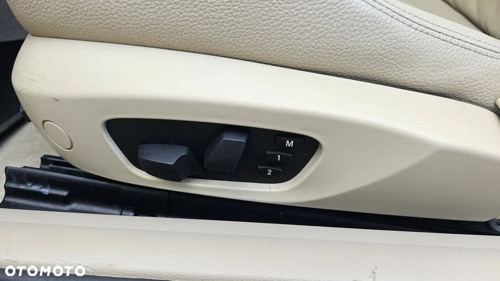 BMW Seria 3 320d DPF - 23