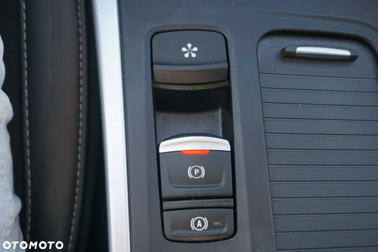 Renault Megane - 25