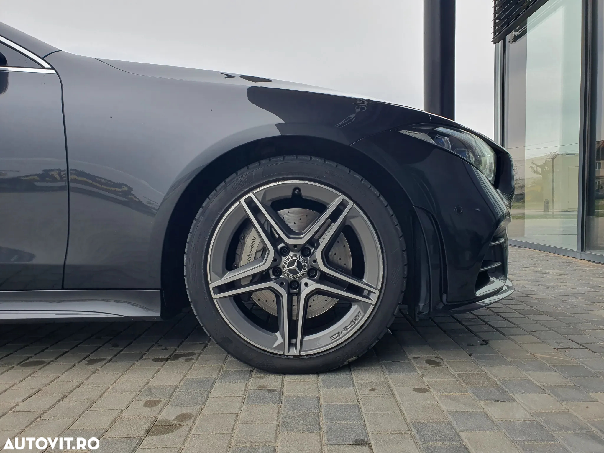 Mercedes-Benz CLS 450 4MATIC Aut - 32