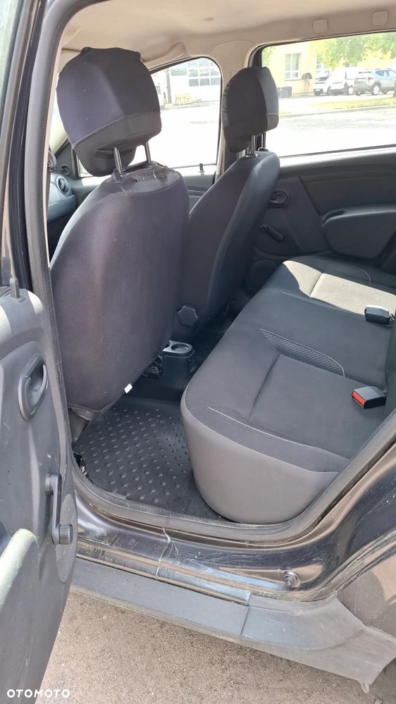 Dacia Duster 1.6 SCe S&S - 11
