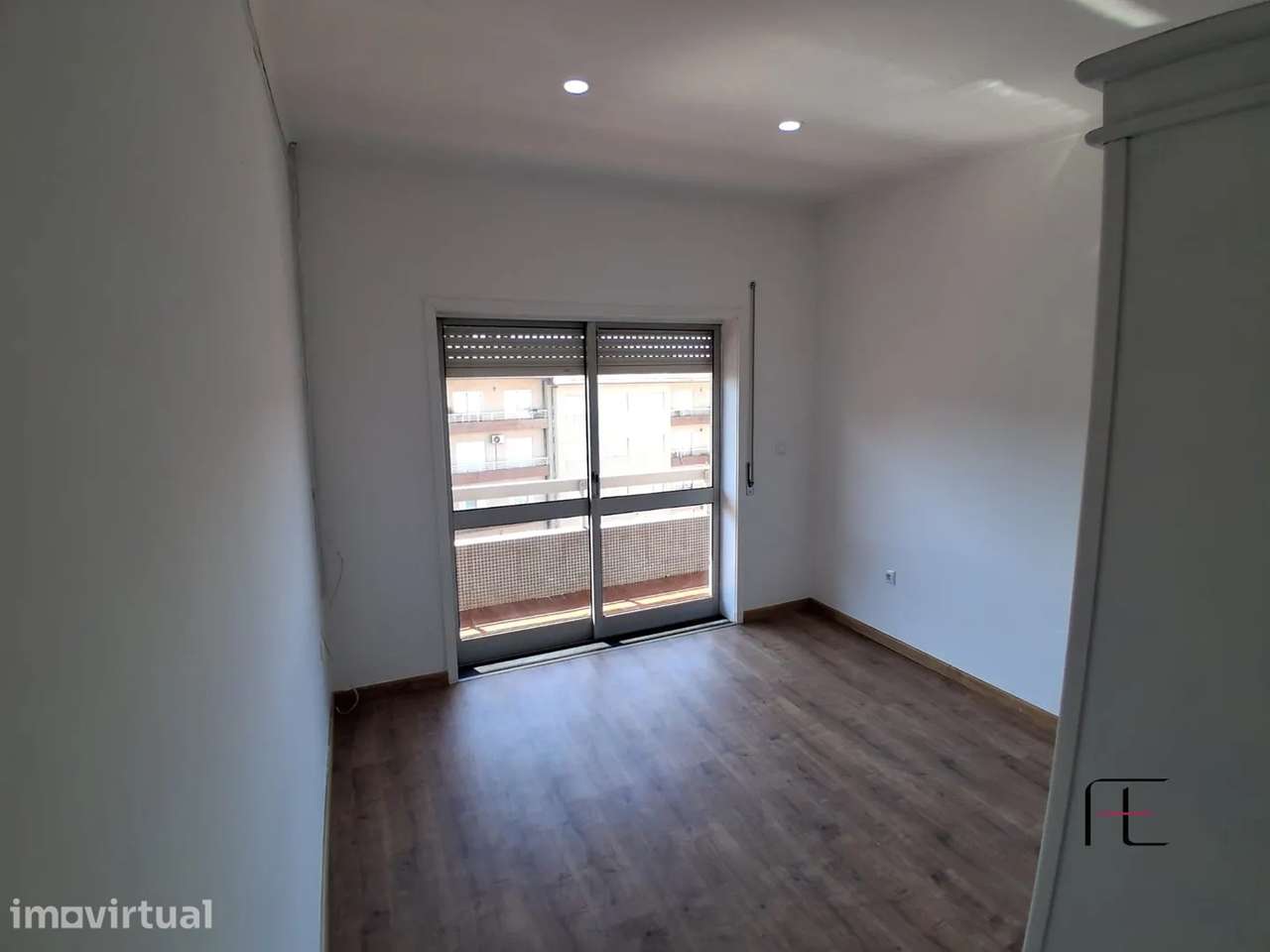 Apartamento T3 c/varandas em Fânzeres, Gondomar - Grande imagem: 3/14