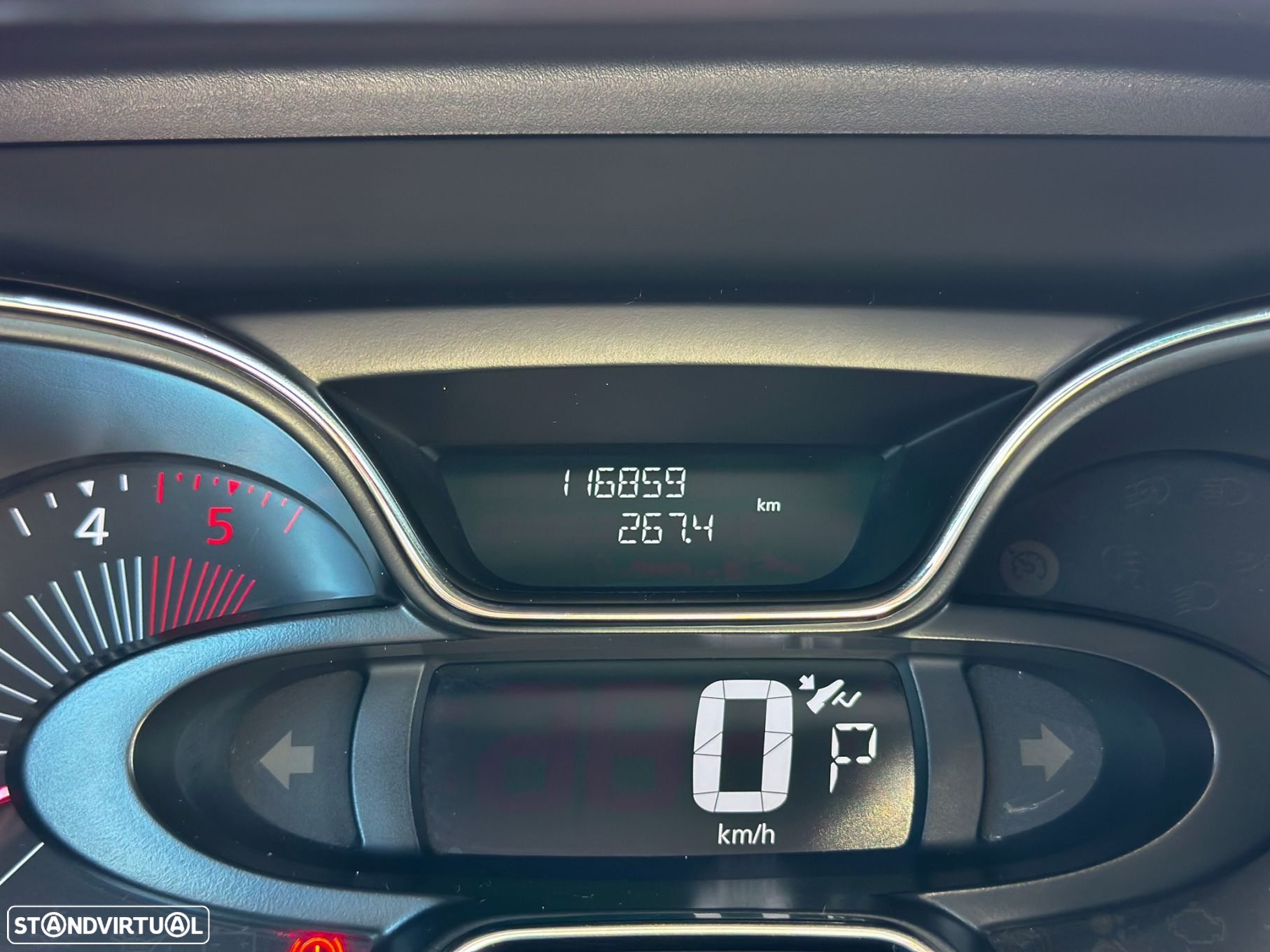 Renault Captur 1.5 dCi EDC - 20