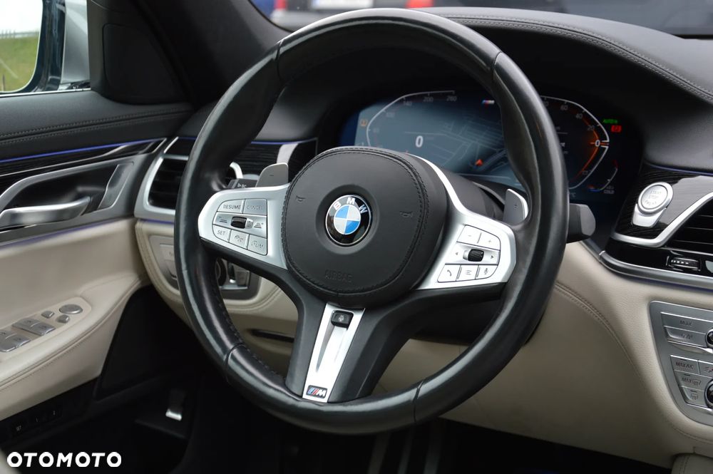 BMW Seria 7 730d xDrive sport - 18