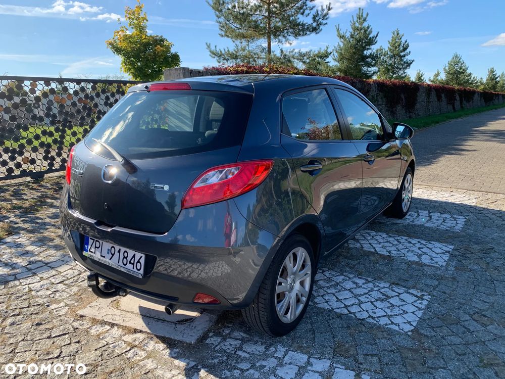 Mazda 2 - 7