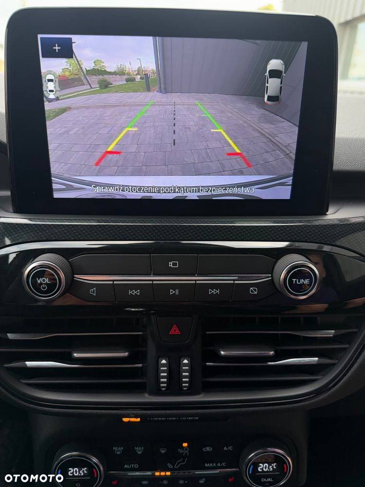 Ford Kuga 2.0 EcoBlue Hybrid ST-LINE X - 24